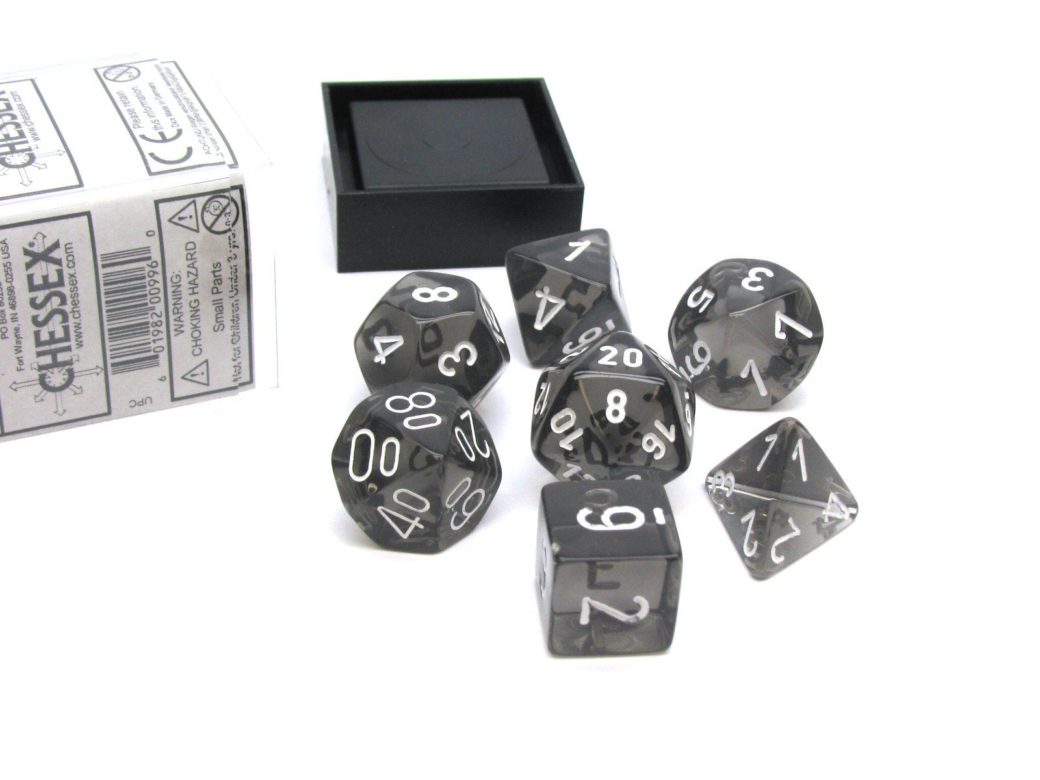 Dés en boite Translucent Smoke w/white